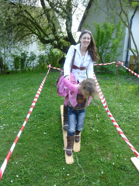 Grasskier ein Spaß für Kinder und Erwachsene hier am Gemeinschaftszentrum Ziegenbrink während des Seifenkistenrennens am Gz Ziegenbrink in Osnabrück